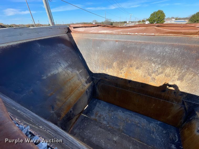 image for item LV9206 2011 CPS SBD40  bottom dump trailer