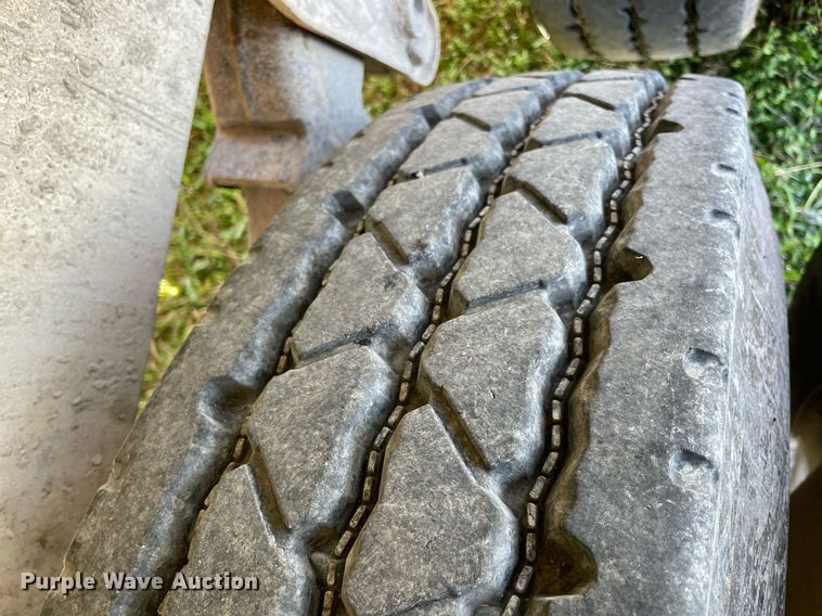 image for item LV9206 2011 CPS SBD40  bottom dump trailer