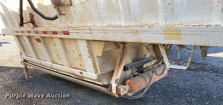 image for item LV9208 2004 CPS SBD-240  bottom dump trailer