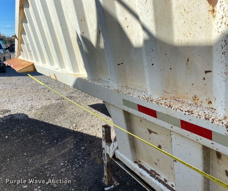 image for item LV9208 2004 CPS SBD-240  bottom dump trailer