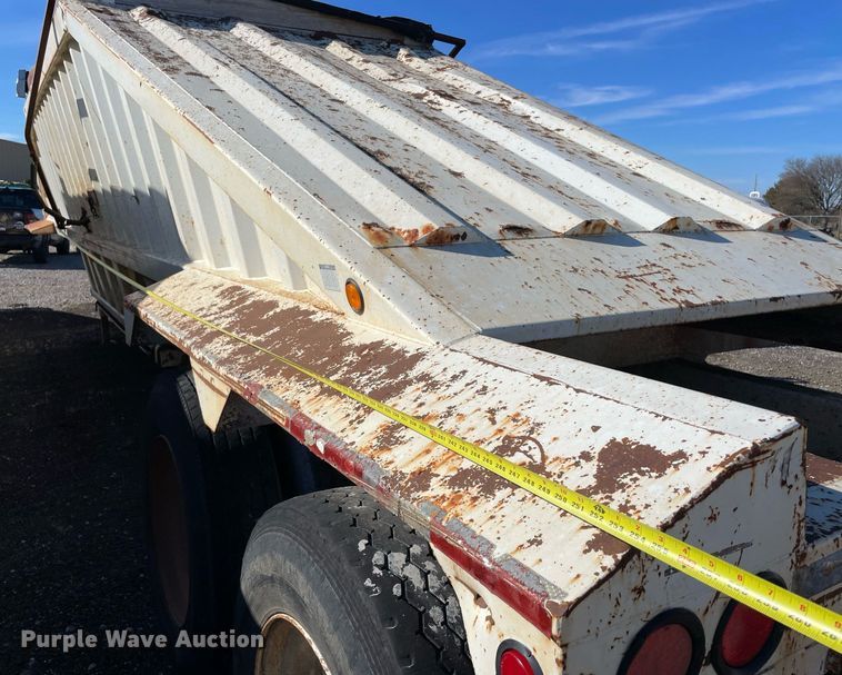 image for item LV9208 2004 CPS SBD-240  bottom dump trailer