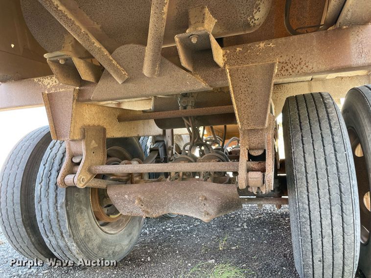 image for item LV9208 2004 CPS SBD-240  bottom dump trailer