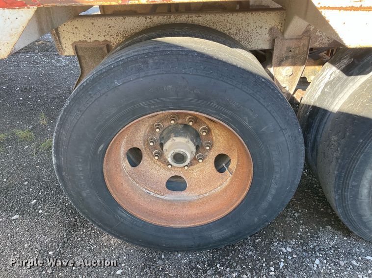 image for item LV9208 2004 CPS SBD-240  bottom dump trailer