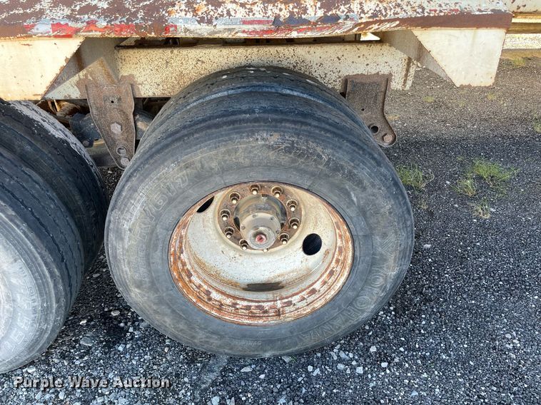 image for item LV9208 2004 CPS SBD-240  bottom dump trailer