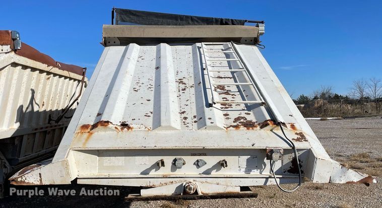 image for item LV9209 2006 CPS SBD-240  bottom dump trailer