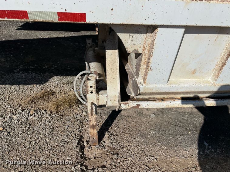 image for item LV9209 2006 CPS SBD-240  bottom dump trailer