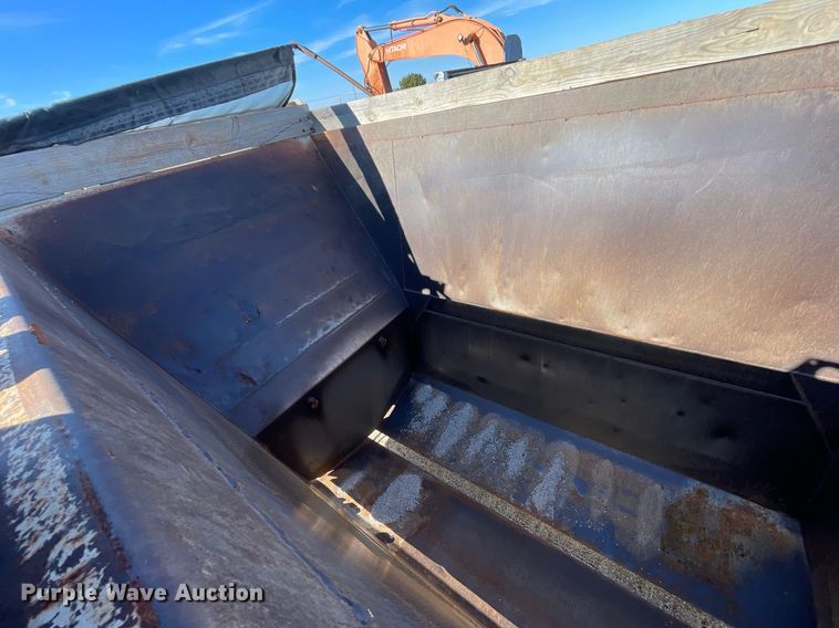 image for item LV9209 2006 CPS SBD-240  bottom dump trailer