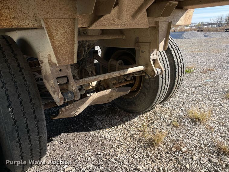 image for item LV9209 2006 CPS SBD-240  bottom dump trailer