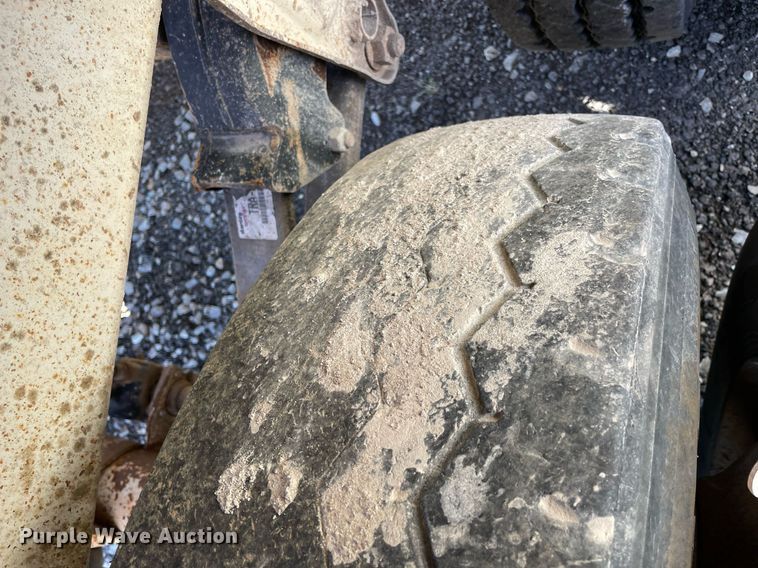 image for item LV9209 2006 CPS SBD-240  bottom dump trailer