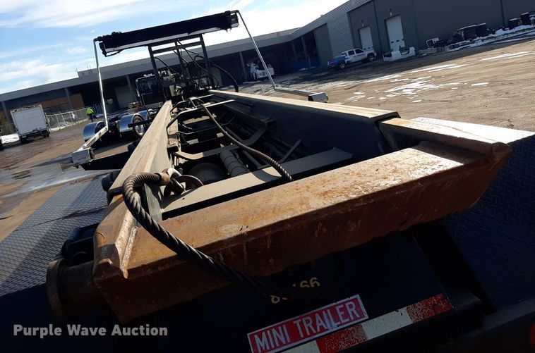 image for item LX9869 2011 Benlee TASM26S  roll-off container trailer