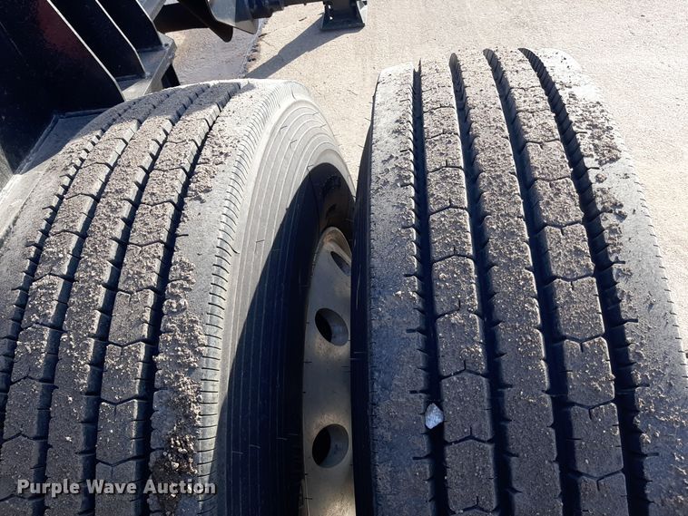 image for item LX9869 2011 Benlee TASM26S  roll-off container trailer