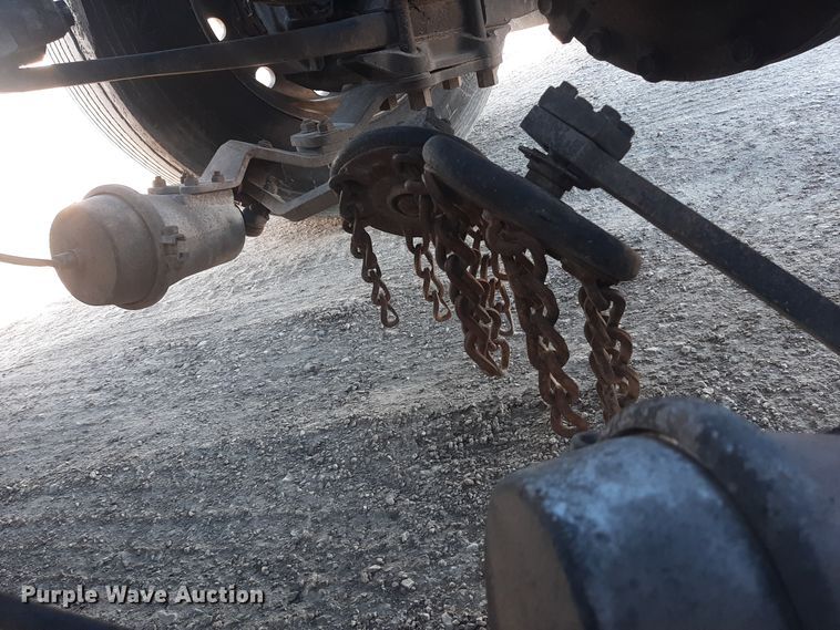 image for item LX9953 2014 Freightliner Cascadia  semi truck