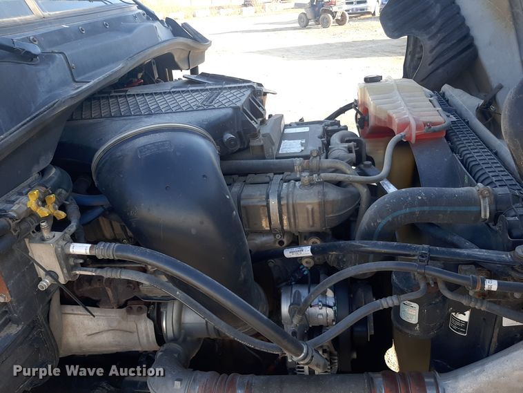 image for item LX9953 2014 Freightliner Cascadia  semi truck