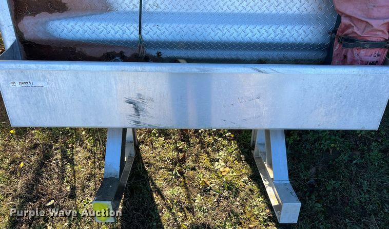 image for item MH9991 (2) Merritt aluminum headache racks