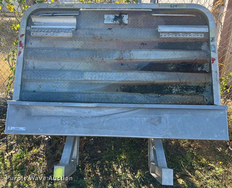 image for item MH9991 (2) Merritt aluminum headache racks