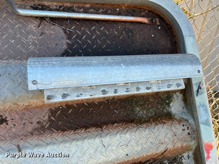 image for item MH9991 (2) Merritt aluminum headache racks