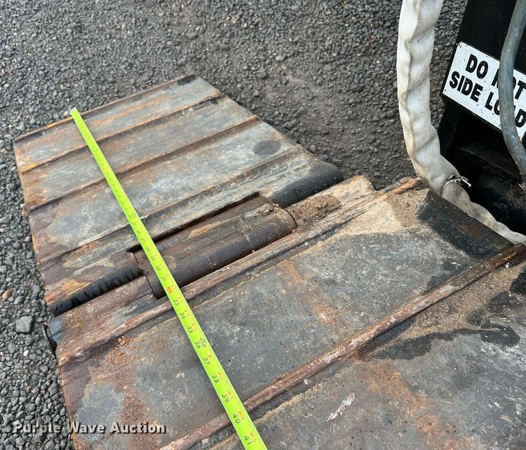 image for item MI9003 2008 Trail King TK110HDG  lowboy equipment trailer