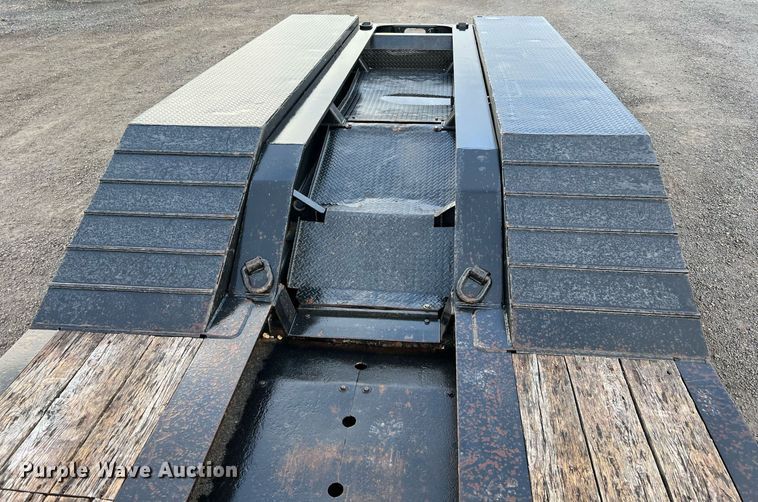 image for item MI9003 2008 Trail King TK110HDG  lowboy equipment trailer