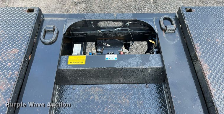 image for item MI9003 2008 Trail King TK110HDG  lowboy equipment trailer