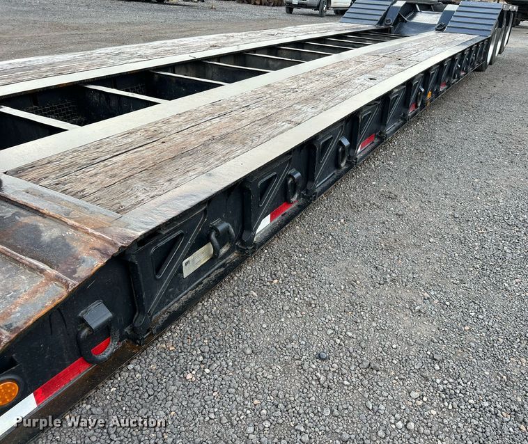 image for item MI9003 2008 Trail King TK110HDG  lowboy equipment trailer