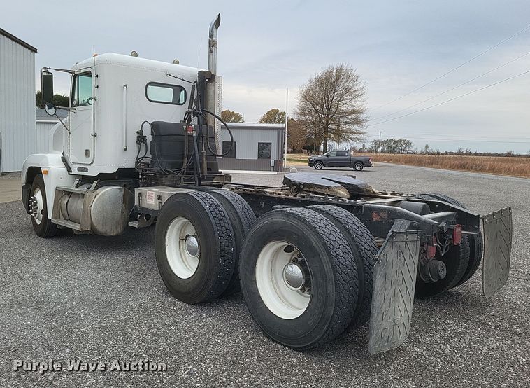 image for item MI9855 1994 Freightliner FLD  semi truck