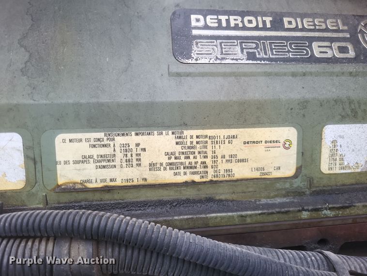 image for item MI9855 1994 Freightliner FLD  semi truck