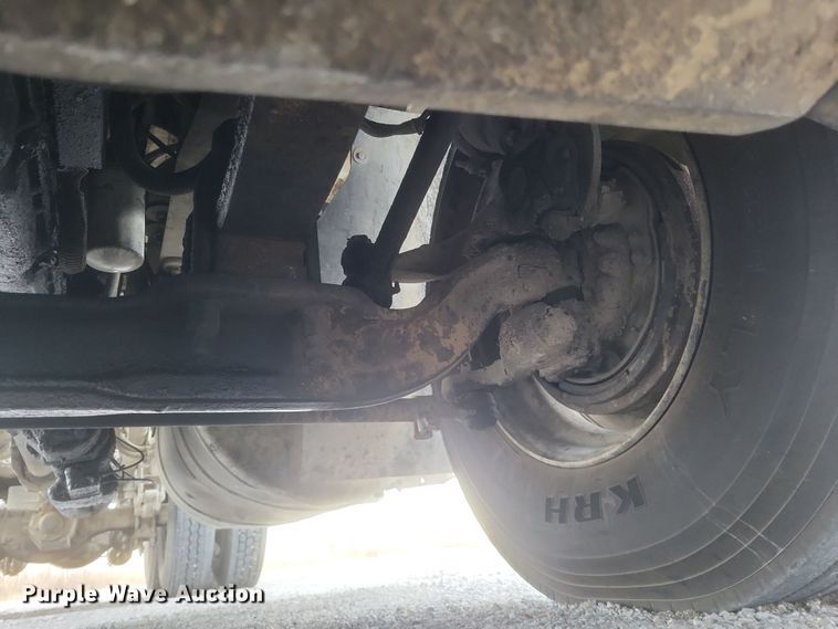 image for item MI9855 1994 Freightliner FLD  semi truck