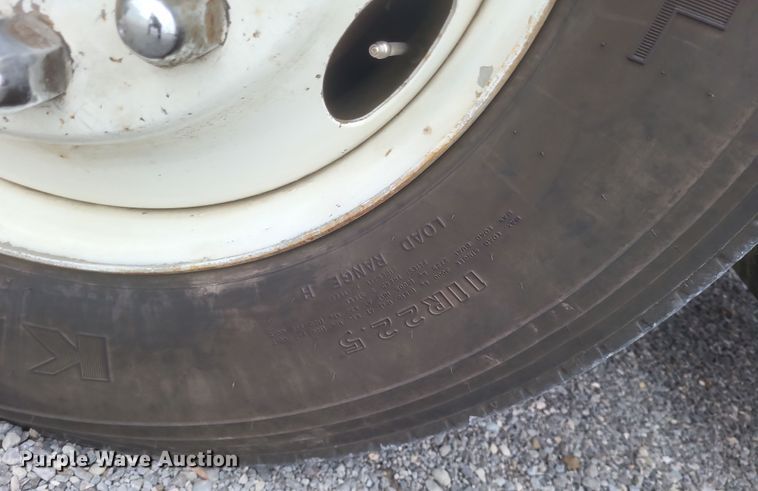 image for item MI9855 1994 Freightliner FLD  semi truck