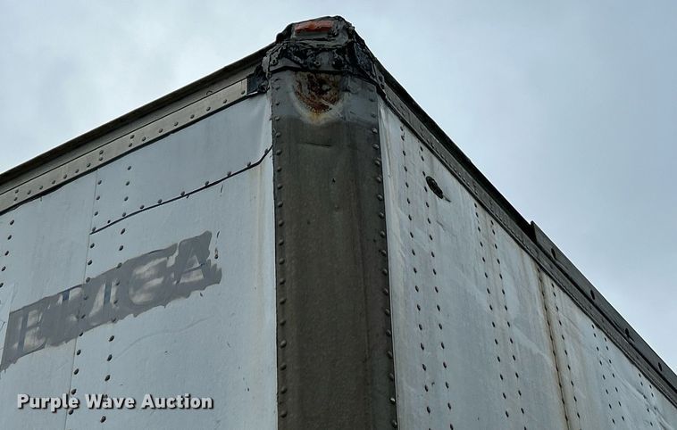 image for item NE9600 1994 Hyundai HDM-48WH-V3261  dry van trailer