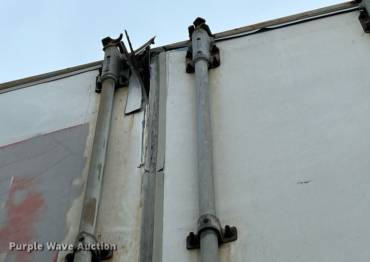 image for item NE9600 1994 Hyundai HDM-48WH-V3261  dry van trailer