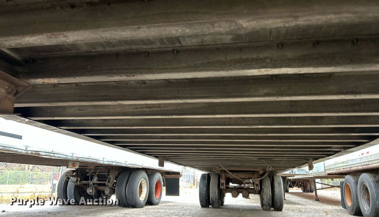 image for item NE9600 1994 Hyundai HDM-48WH-V3261  dry van trailer