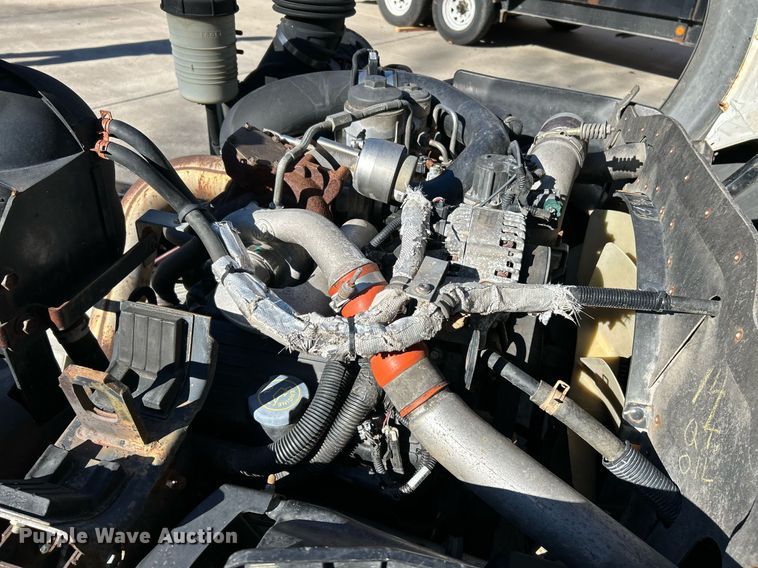 image for item NE9640 2007 Ford LCF  truck cab and chassis