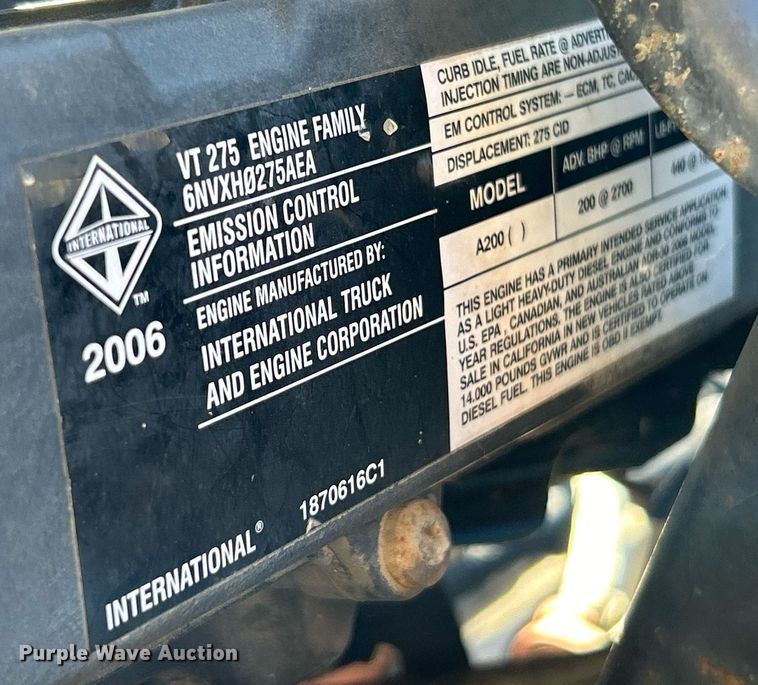 image for item NE9640 2007 Ford LCF  truck cab and chassis