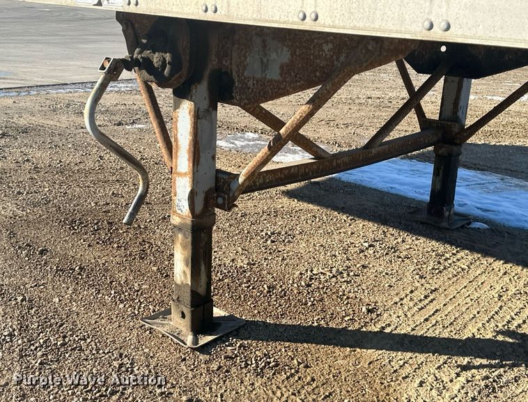 image for item NL9265 2000 Trailmobile  dry van trailer