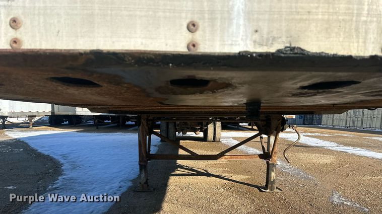 image for item NL9265 2000 Trailmobile  dry van trailer