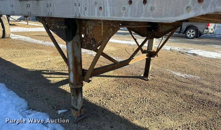 image for item NL9265 2000 Trailmobile  dry van trailer