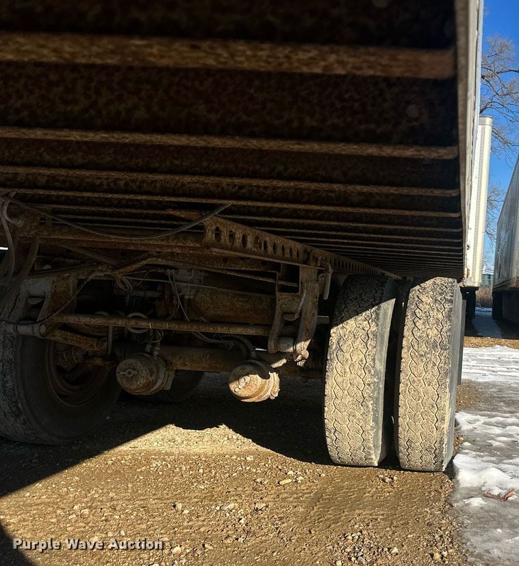 image for item NL9265 2000 Trailmobile  dry van trailer