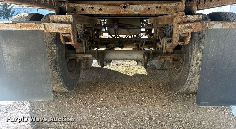 image for item NL9265 2000 Trailmobile  dry van trailer