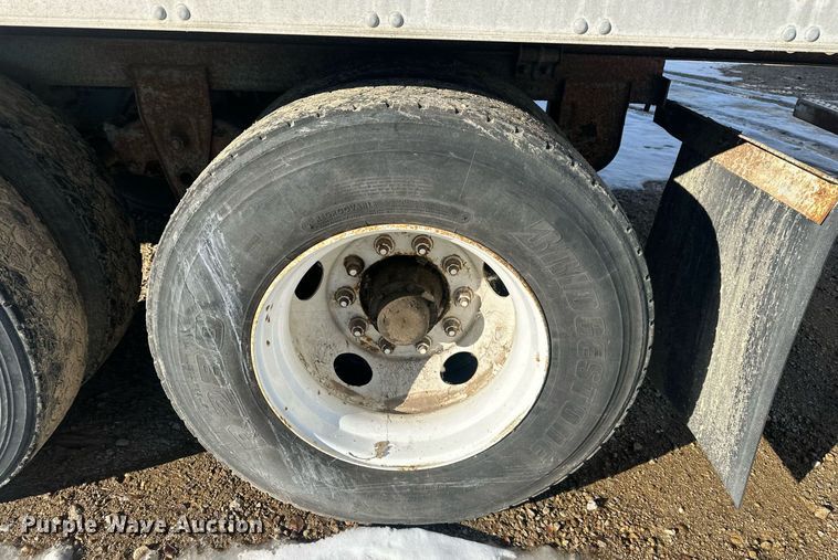 image for item NL9265 2000 Trailmobile  dry van trailer