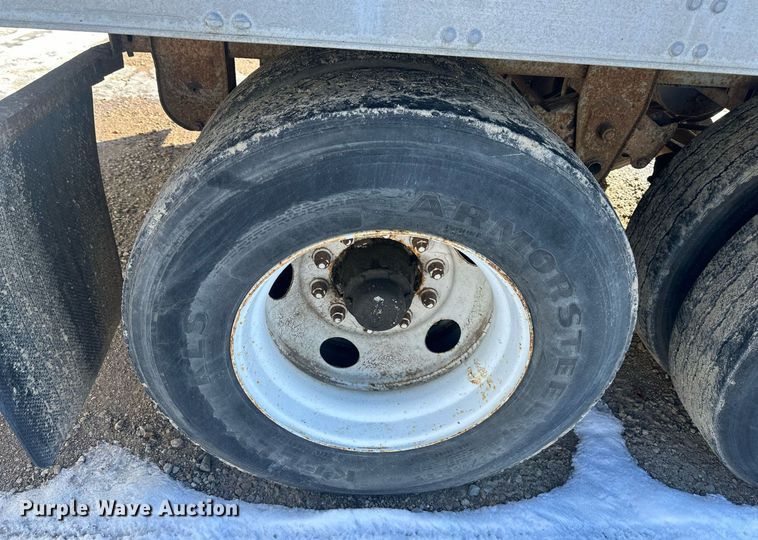 image for item NL9265 2000 Trailmobile  dry van trailer