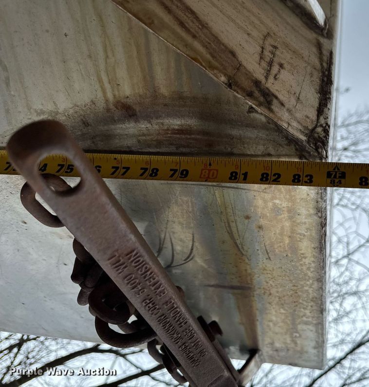 image for item NM9113 Spreader & snow plow