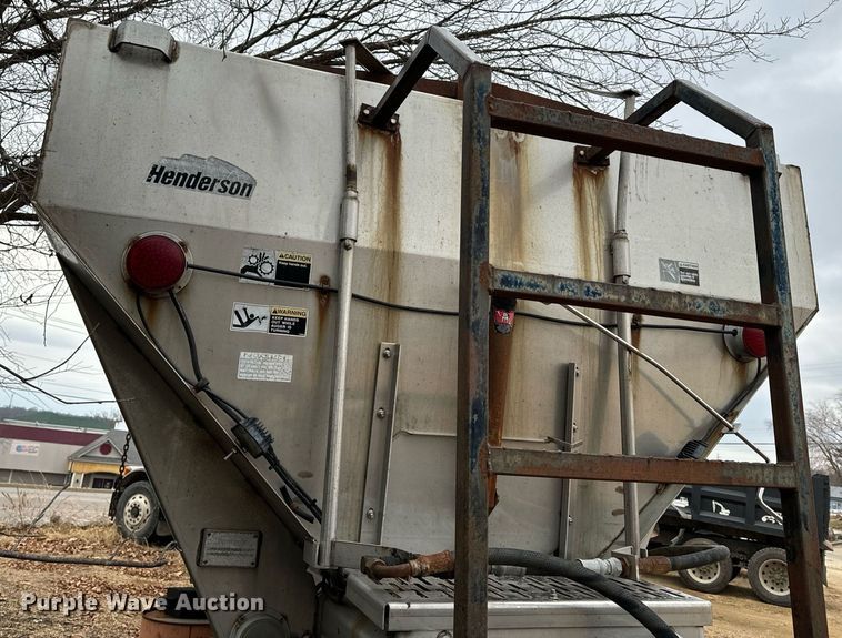 image for item NM9113 Spreader & snow plow