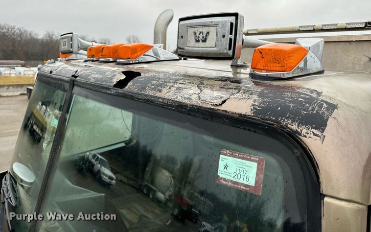 image for item NM9130 2012 Western Star 4900FA  semi truck