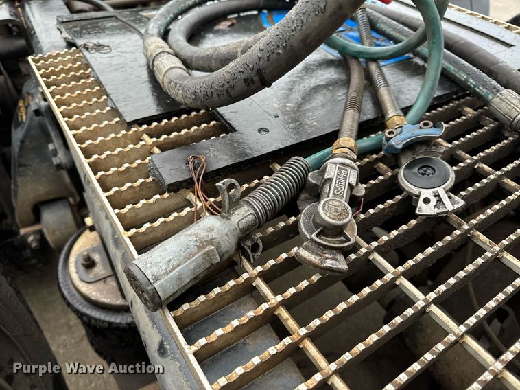 image for item NM9130 2012 Western Star 4900FA  semi truck