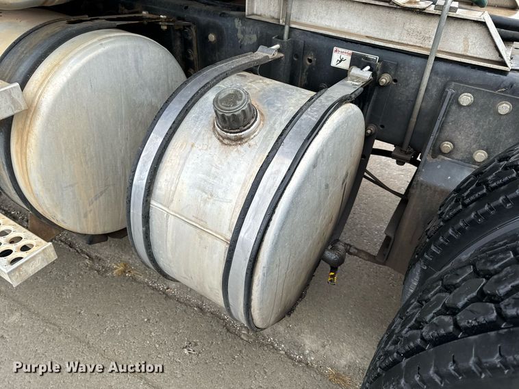 image for item NM9130 2012 Western Star 4900FA  semi truck