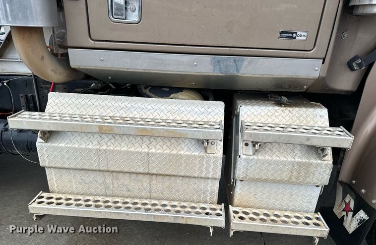 image for item NM9130 2012 Western Star 4900FA  semi truck