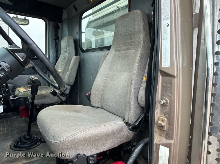 image for item NM9130 2012 Western Star 4900FA  semi truck