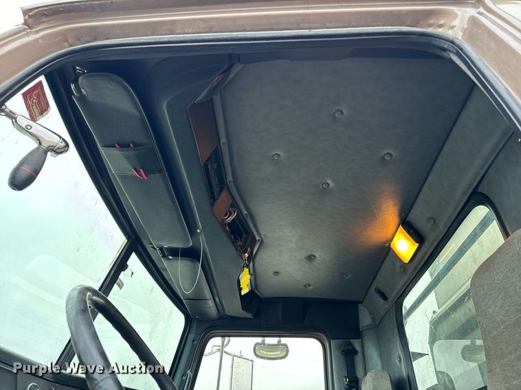 image for item NM9130 2012 Western Star 4900FA  semi truck