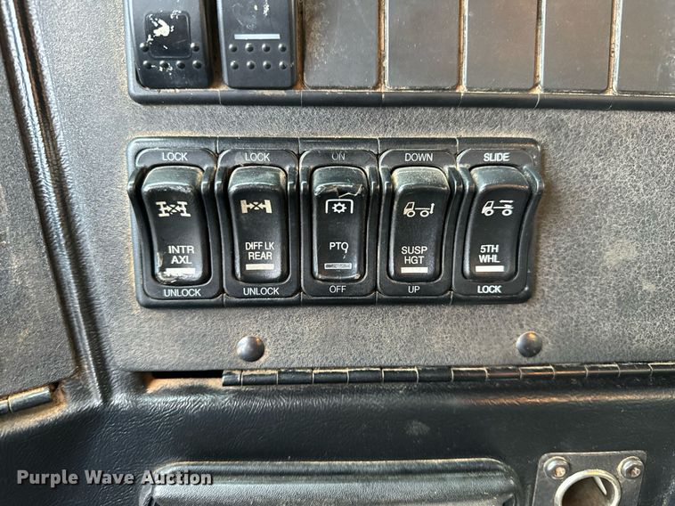 image for item NM9130 2012 Western Star 4900FA  semi truck