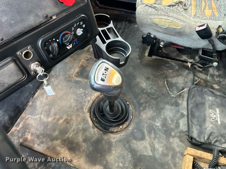 image for item NM9130 2012 Western Star 4900FA  semi truck